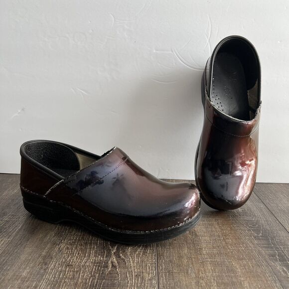 Dansko Professional Clogs Womens Brown Iridescent Patent Leather EU 39/US 8.5-9 - Picture 1 of 12